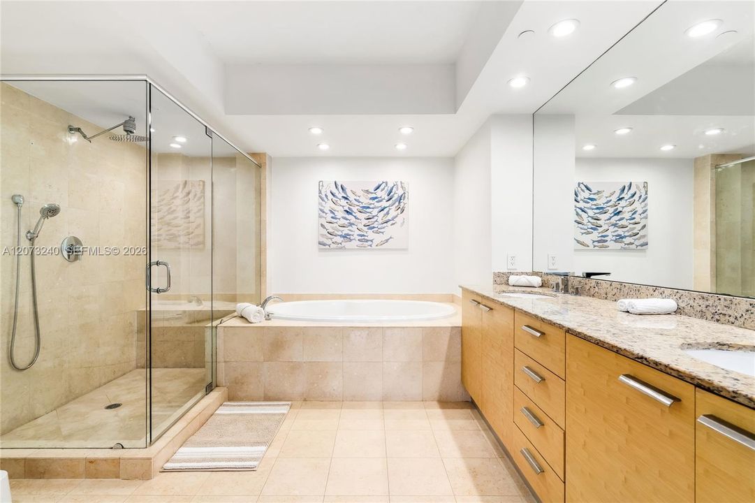 For Rent: $12,000 (3 beds, 3 baths, 2065 Square Feet)