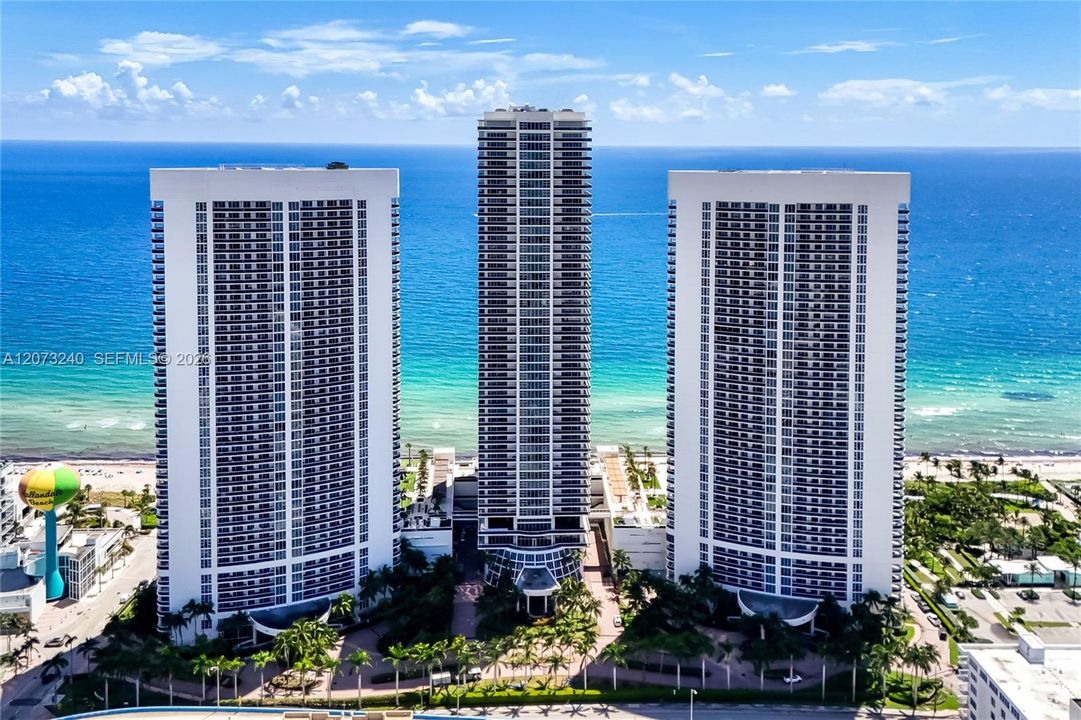 For Rent: $12,000 (3 beds, 3 baths, 2065 Square Feet)