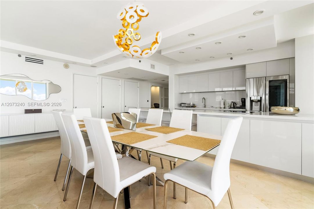 For Rent: $12,000 (3 beds, 3 baths, 2065 Square Feet)
