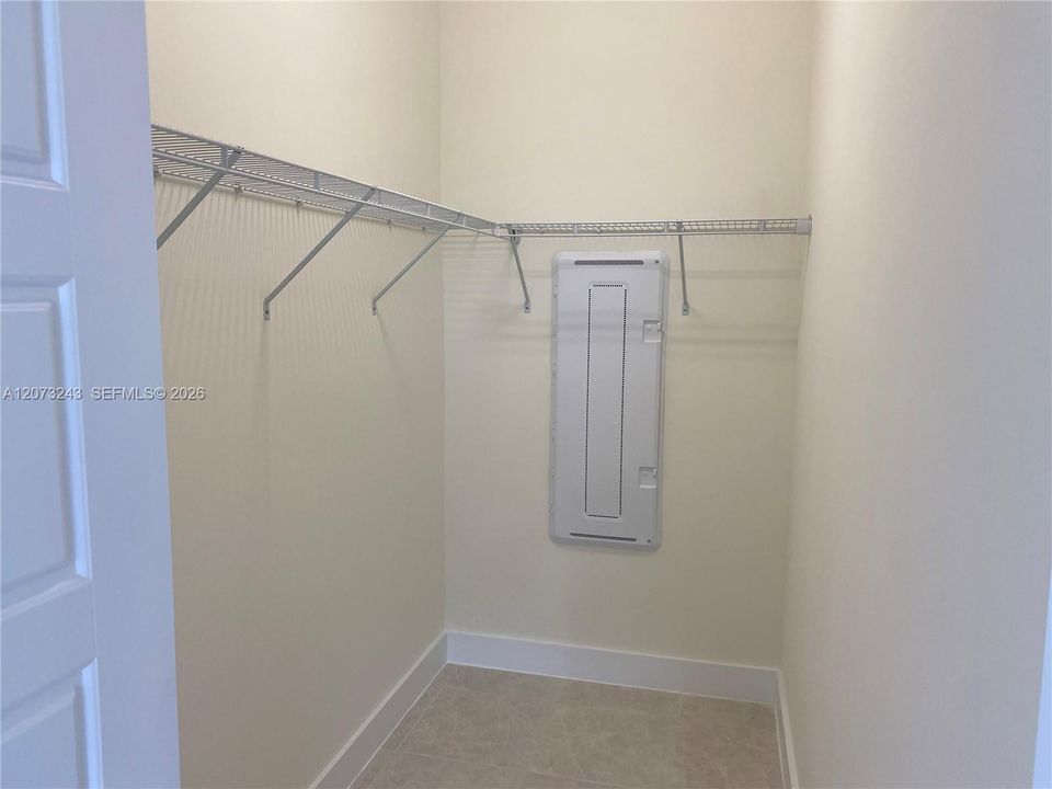For Rent: $3,300 (2 beds, 2 baths, 1135 Square Feet)