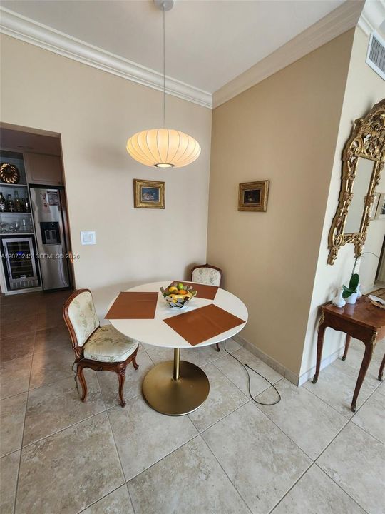 В аренду: $2,990 (1 спален, 1 ванн, 890 Квадратных фут)