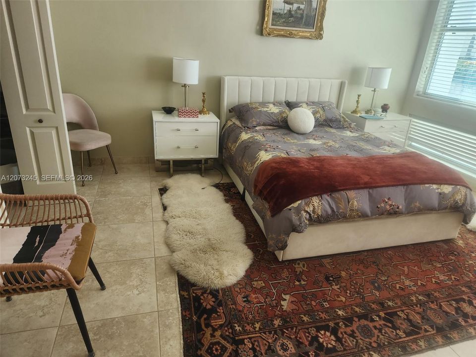 В аренду: $2,990 (1 спален, 1 ванн, 890 Квадратных фут)