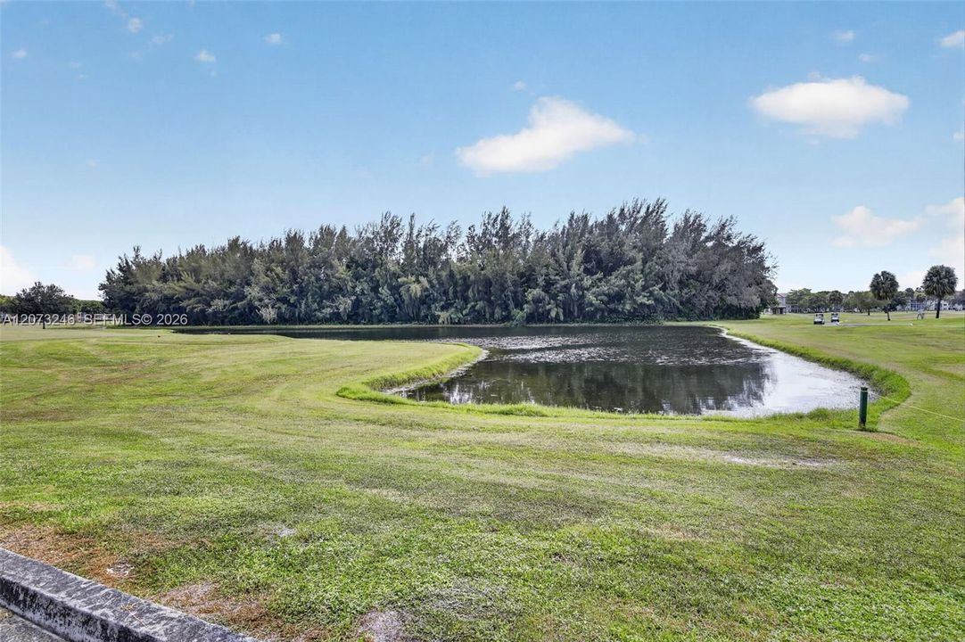 For Sale: $200,000 (2 beds, 2 baths, 1192 Square Feet)