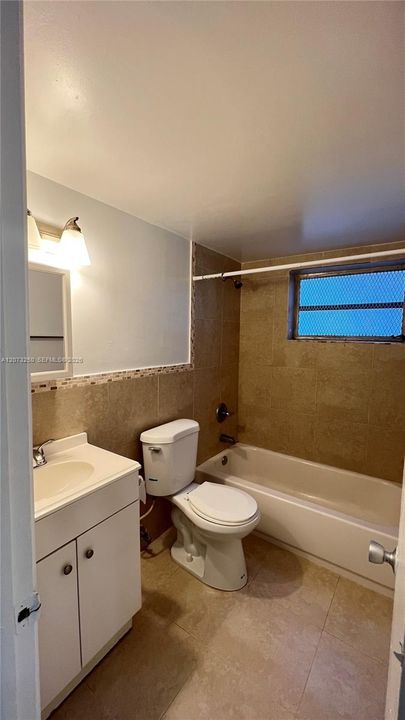 В аренду: $1,650 (0 спален, 1 ванн, 414 Квадратных фут)