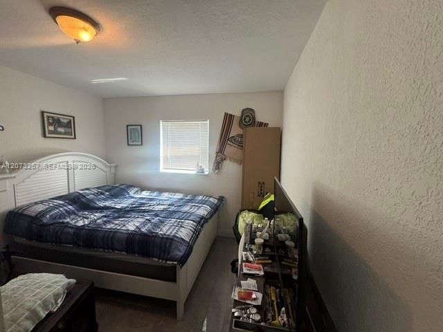 For Sale: $537,500 (3 beds, 2 baths, 972 Square Feet)