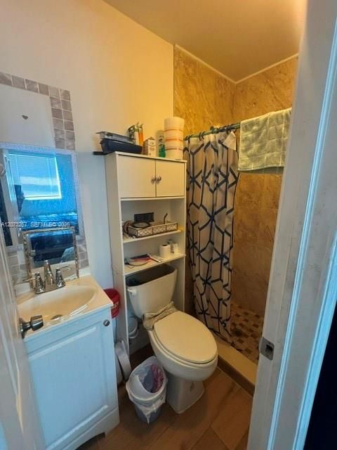 For Sale: $537,500 (3 beds, 2 baths, 972 Square Feet)