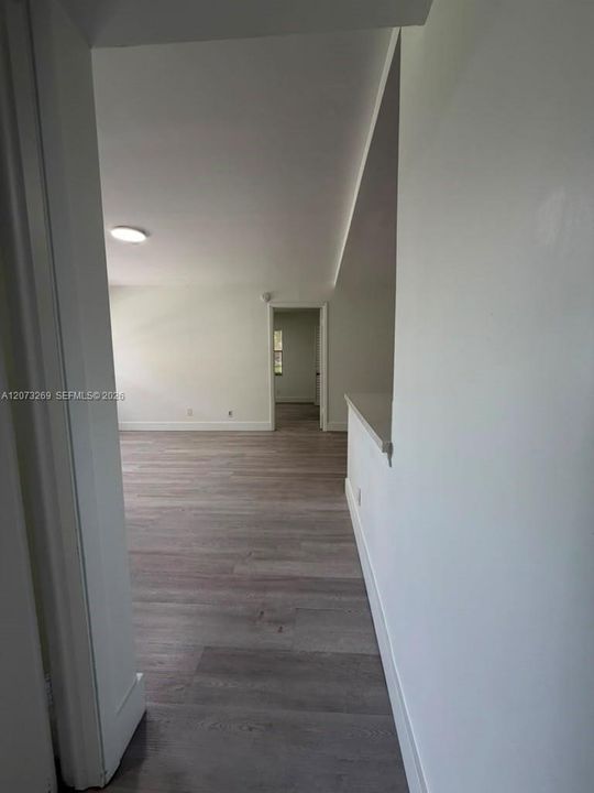 For Rent: $1,950 (2 beds, 2 baths, 760 Square Feet)