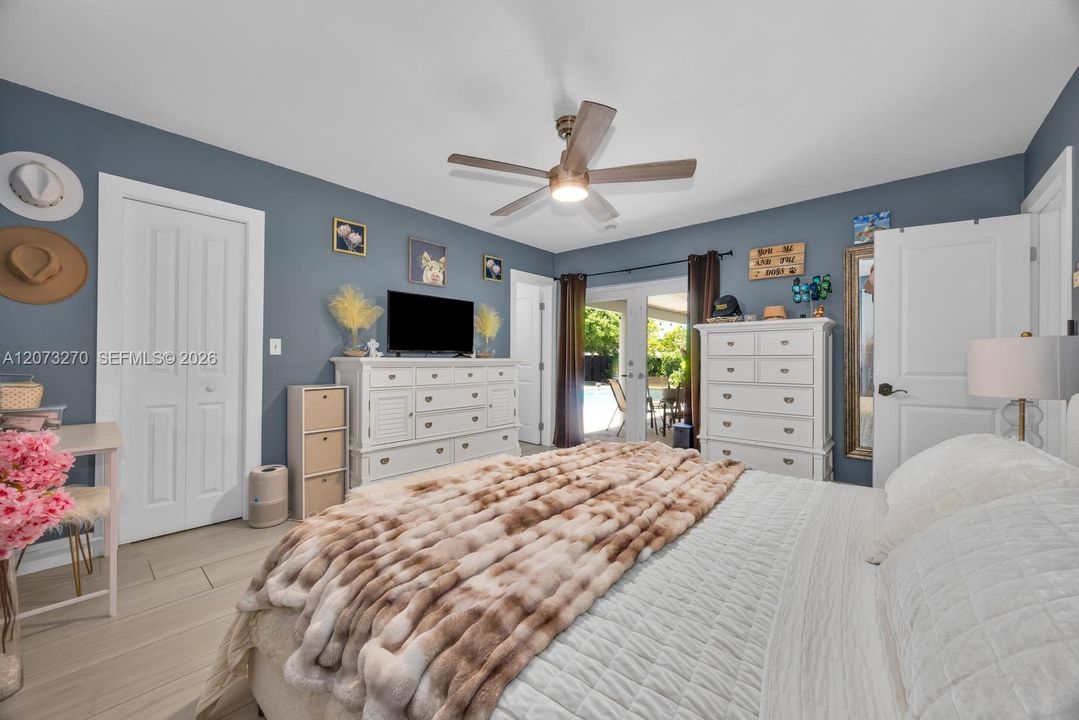 For Sale: $750,000 (3 beds, 2 baths, 1840 Square Feet)