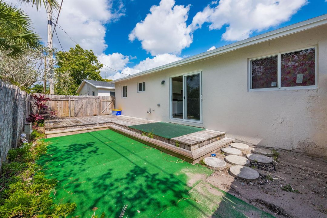 3482 48th Ln S. -28