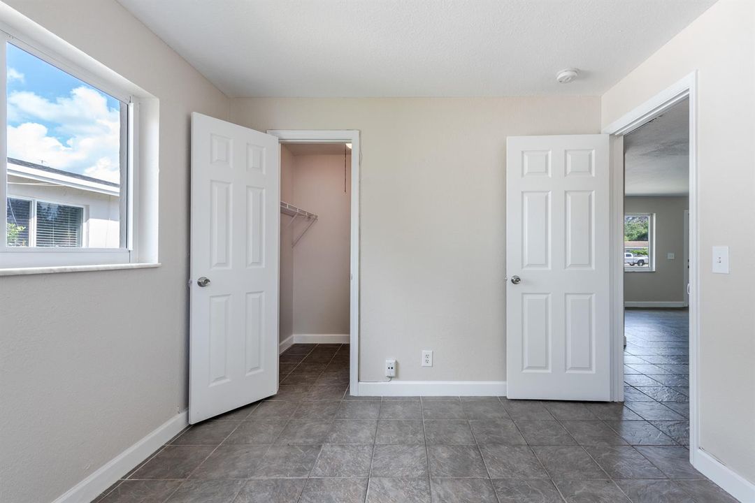3482 48th Ln S. -18