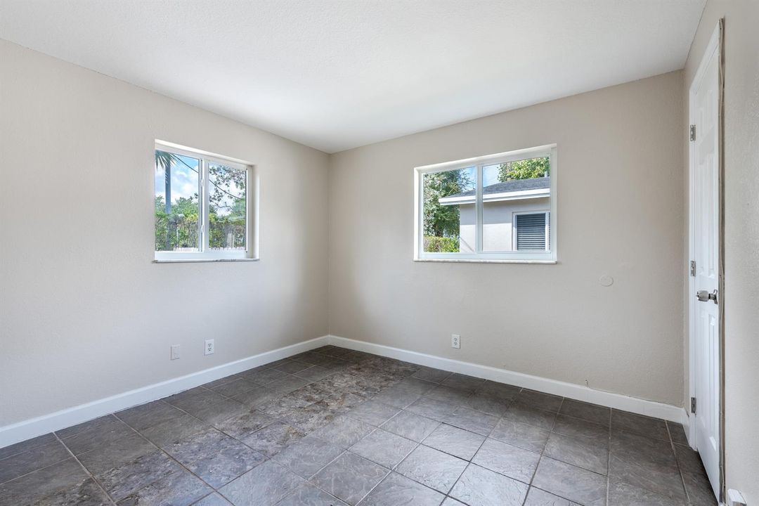 3482 48th Ln S. -15