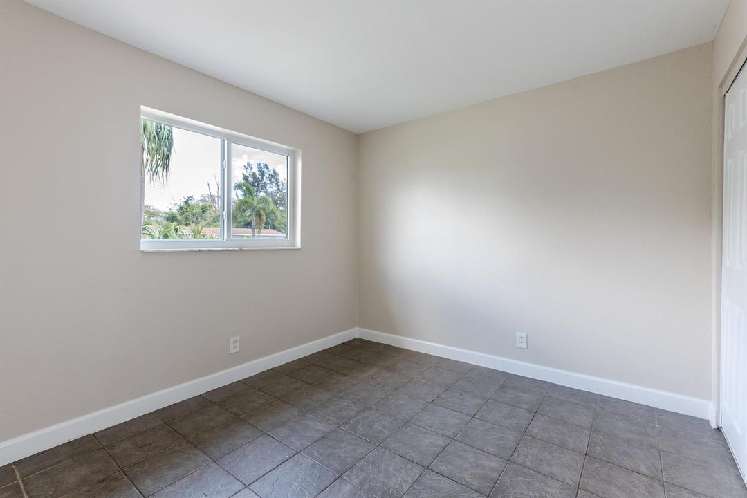 3482 48th Ln S. -21