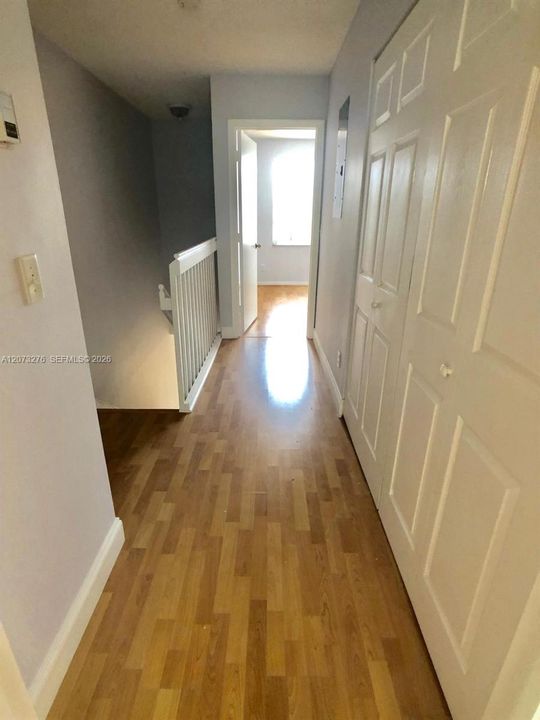 For Rent: $2,600 (2 beds, 2 baths, 1120 Square Feet)