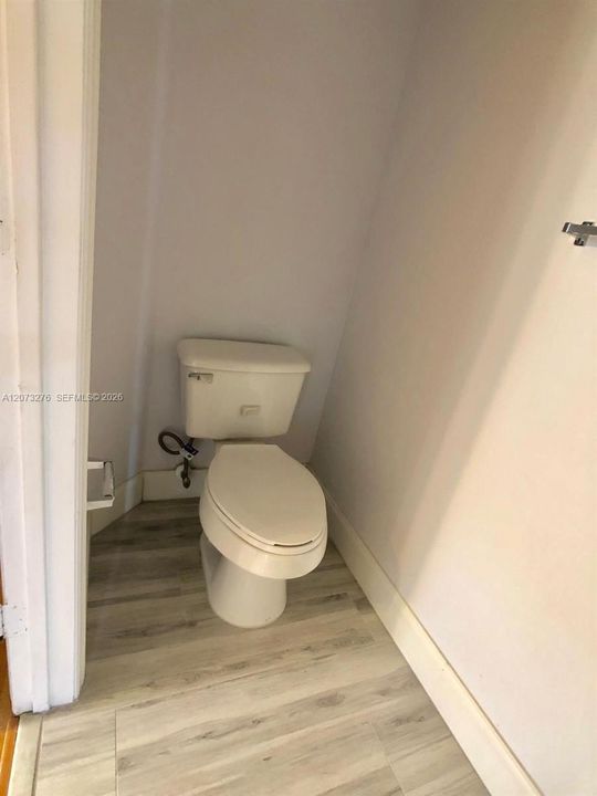 For Rent: $2,600 (2 beds, 2 baths, 1120 Square Feet)