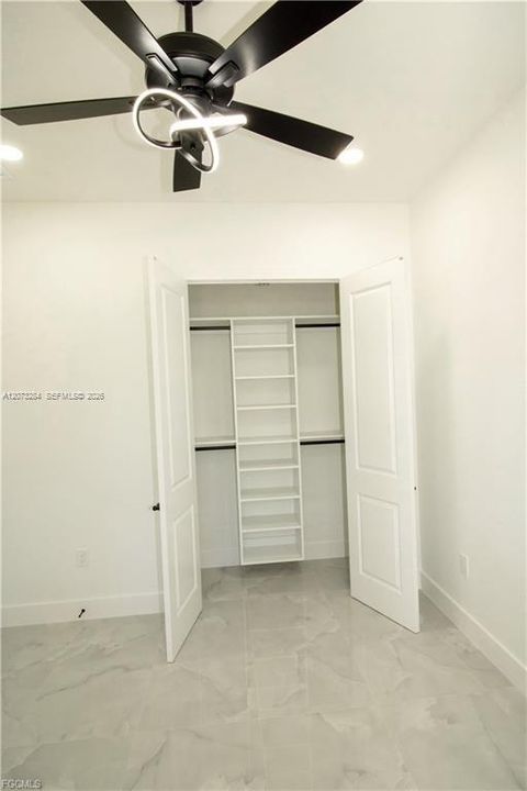 For Sale: $455,000 (4 beds, 3 baths, 1975 Square Feet)