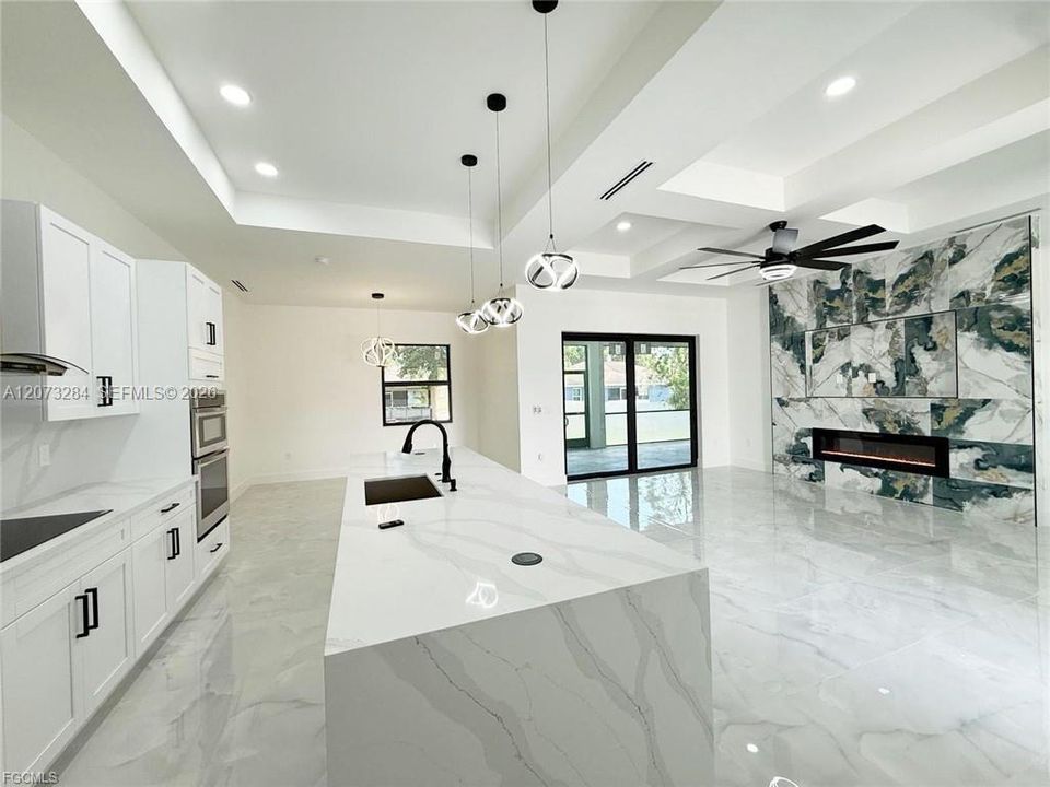 For Sale: $455,000 (4 beds, 3 baths, 1975 Square Feet)