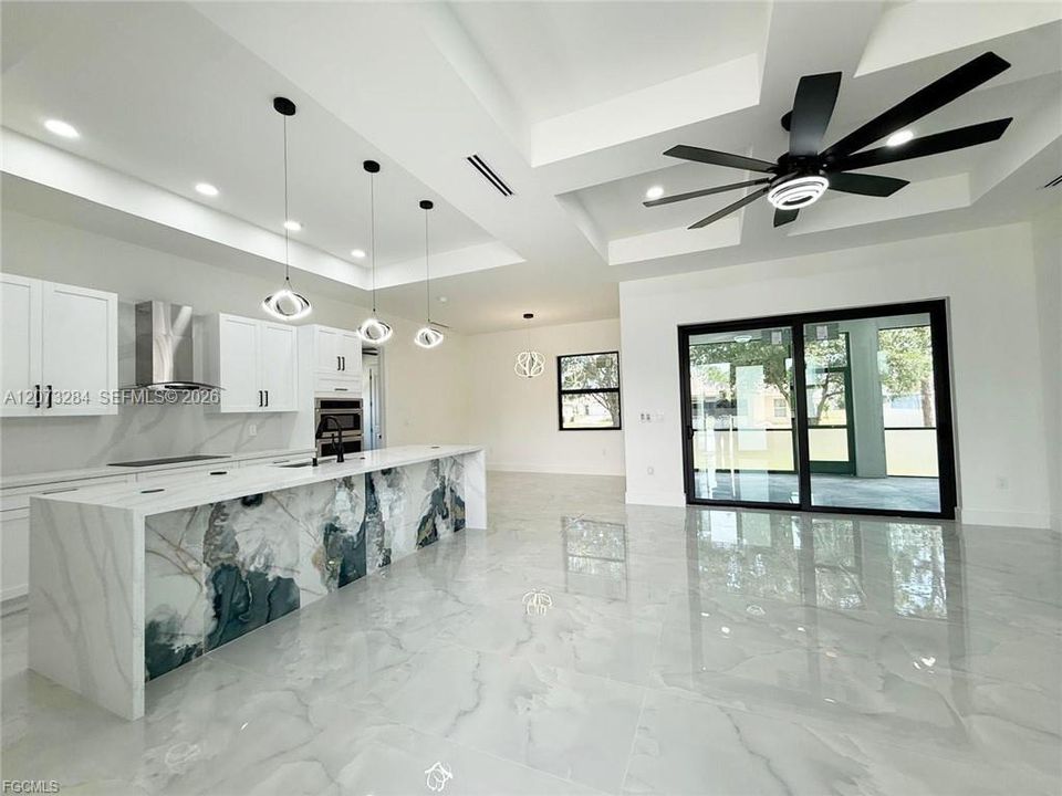 For Sale: $455,000 (4 beds, 3 baths, 1975 Square Feet)
