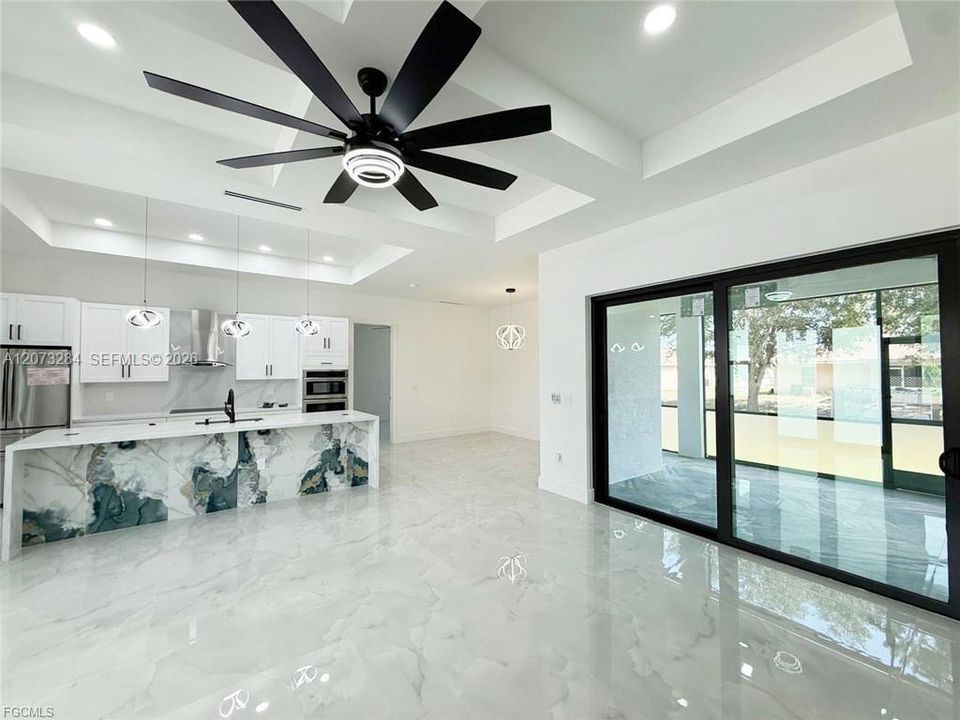 For Sale: $455,000 (4 beds, 3 baths, 1975 Square Feet)