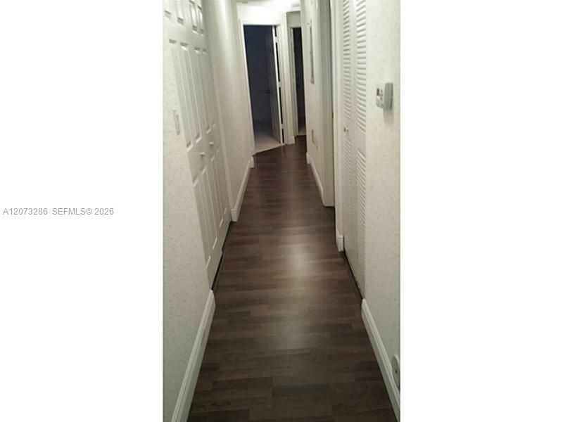 For Rent: $2,800 (3 beds, 2 baths, 1207 Square Feet)