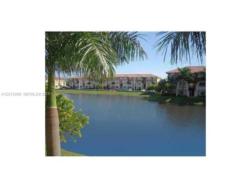 For Rent: $2,800 (3 beds, 2 baths, 1207 Square Feet)
