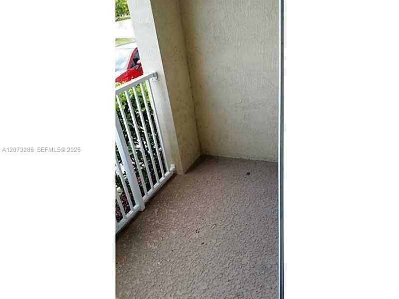 For Rent: $2,800 (3 beds, 2 baths, 1207 Square Feet)