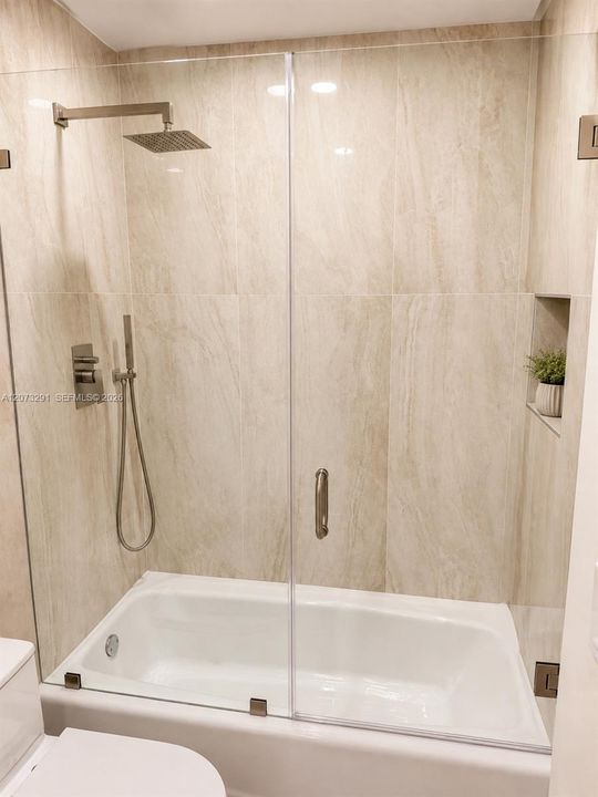 For Rent: $11,500 (4 beds, 4 baths, 3232 Square Feet)