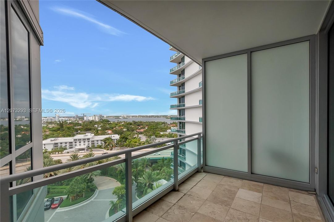 For Sale: $5,100,000 (3 beds, 3 baths, 3120 Square Feet)