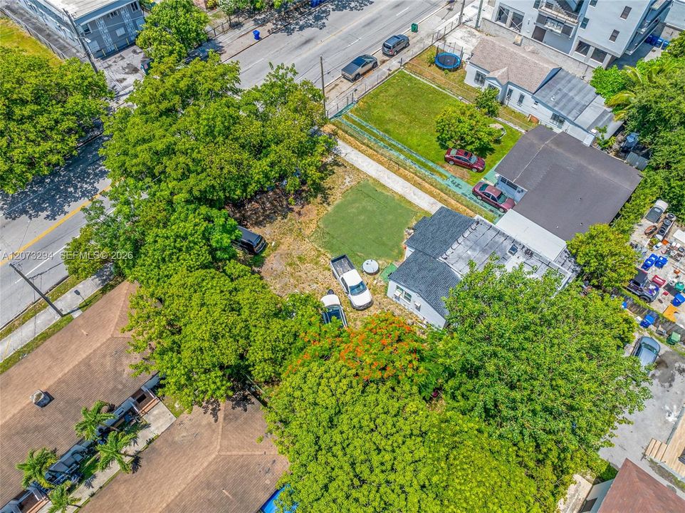 На продажу: $1,495,000 (0 спален, 0 ванн, 1165 Квадратных фут)