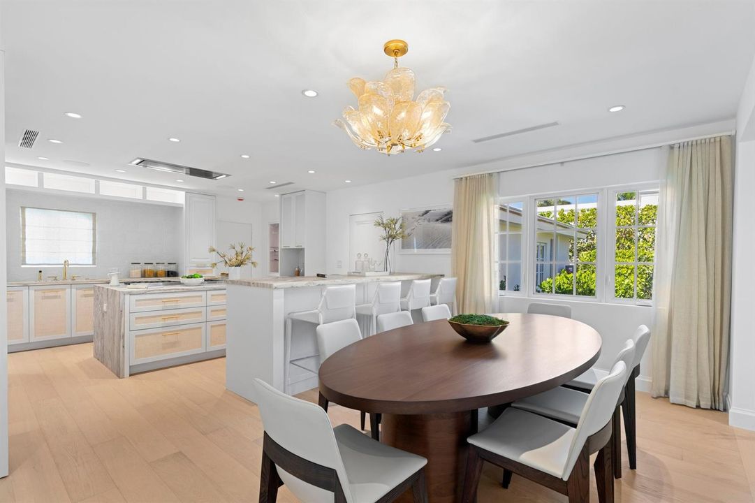 12-Dining Room