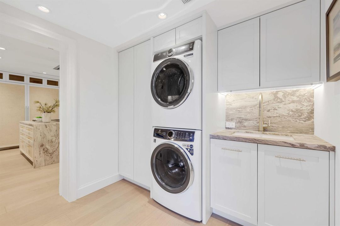29-Laundry Room