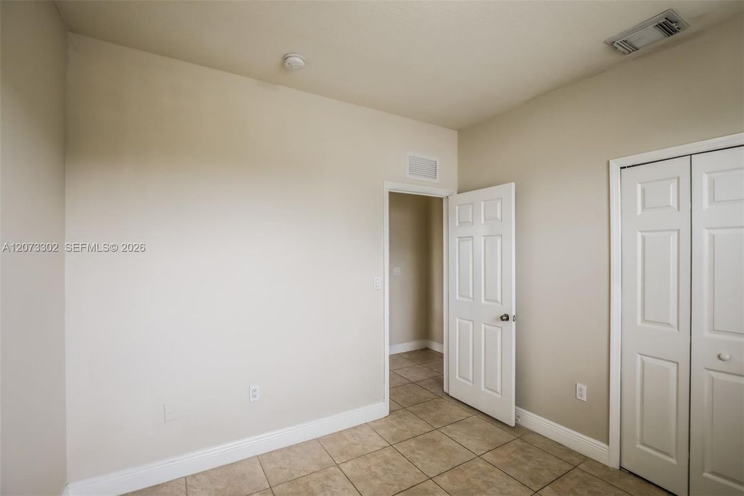 For Rent: $3,215 (5 beds, 3 baths, 2598 Square Feet)