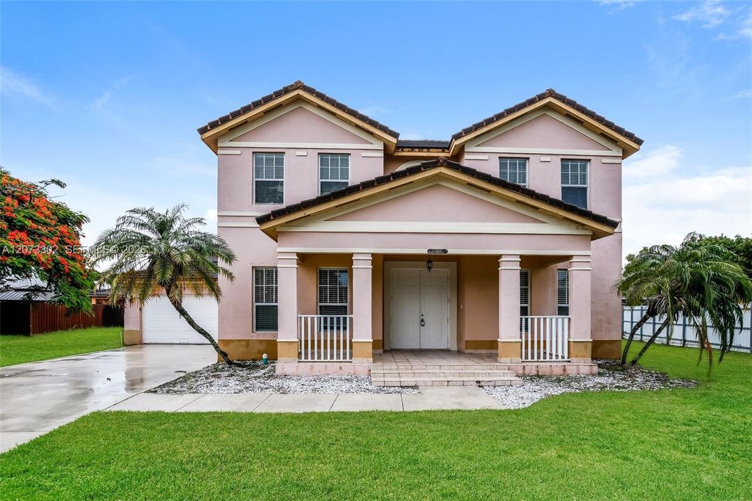 For Rent: $3,215 (5 beds, 3 baths, 2598 Square Feet)