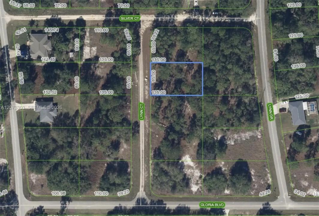 На продажу: $16,900 (0.26 acres)