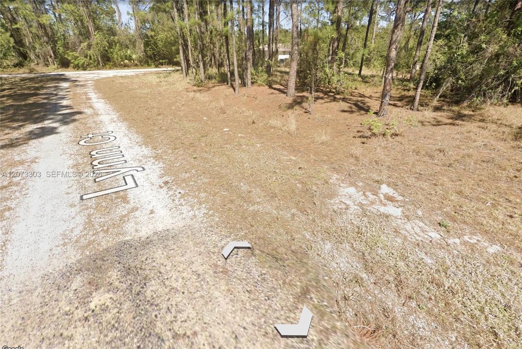 На продажу: $16,900 (0.26 acres)