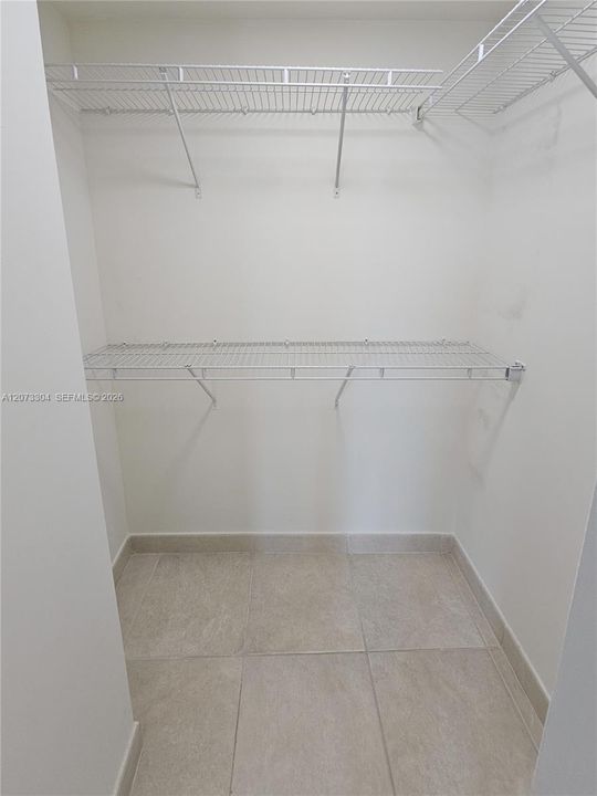 В аренду: $2,975 (2 спален, 2 ванн, 1011 Квадратных фут)
