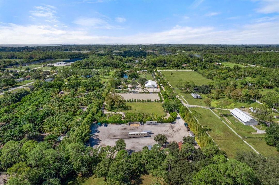 dji_fly_20241021_124042_964_172953449681