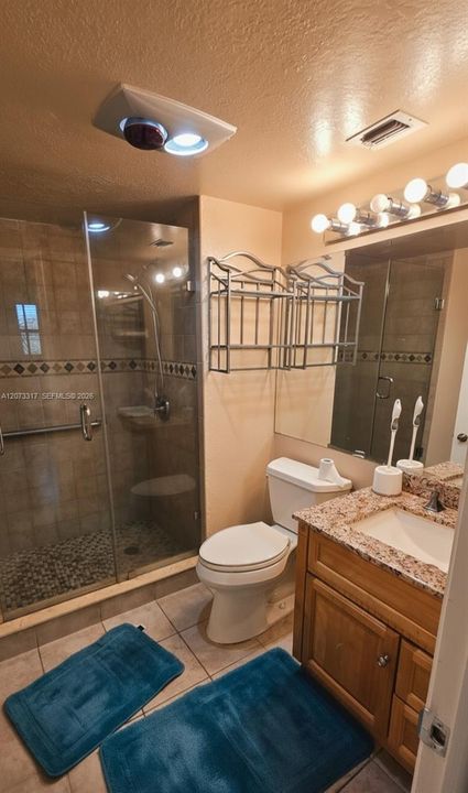 For Sale: $235,000 (2 beds, 2 baths, 1170 Square Feet)