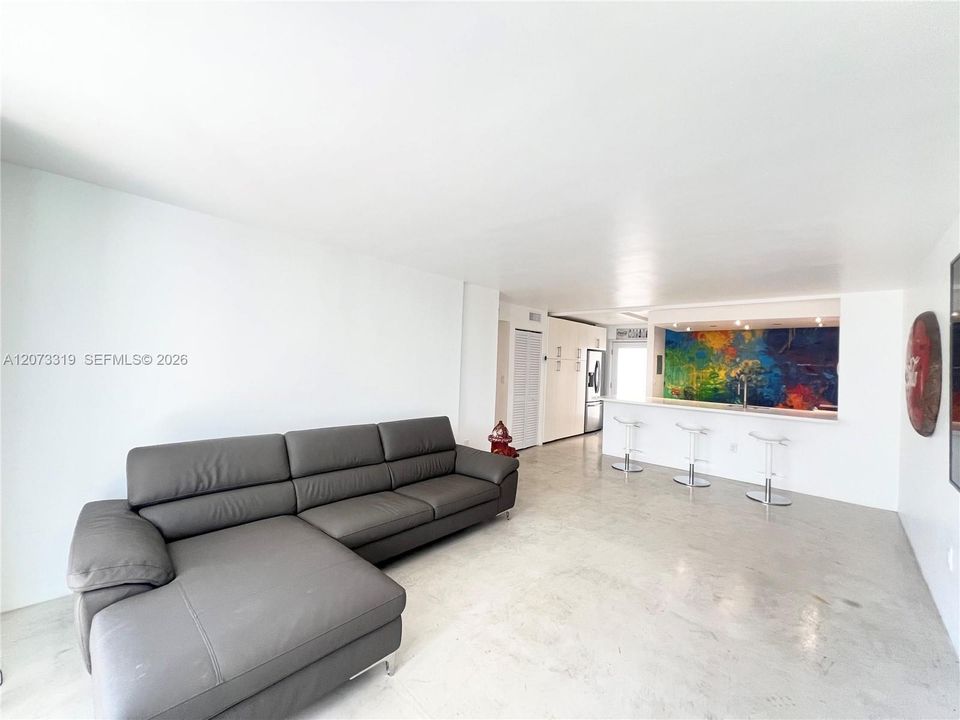For Rent: $3,700 (2 beds, 2 baths, 1065 Square Feet)