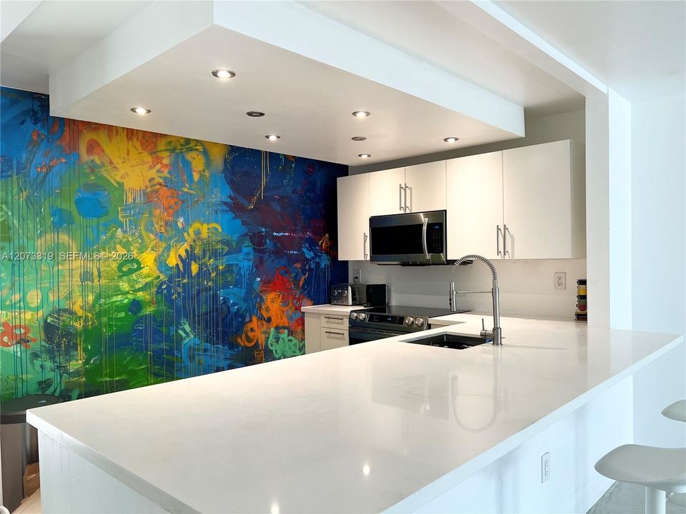 For Rent: $3,700 (2 beds, 2 baths, 1065 Square Feet)