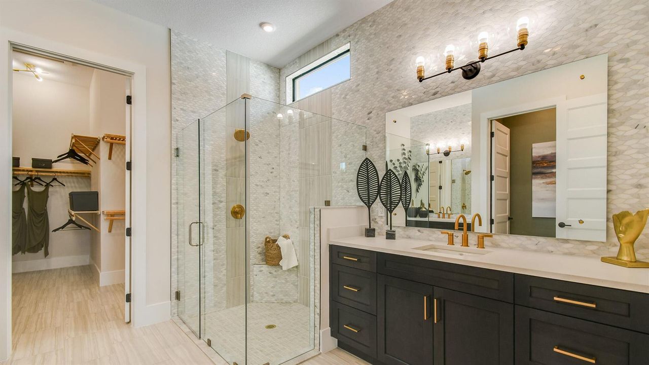 MOS-Madison Model - Owner's Bath