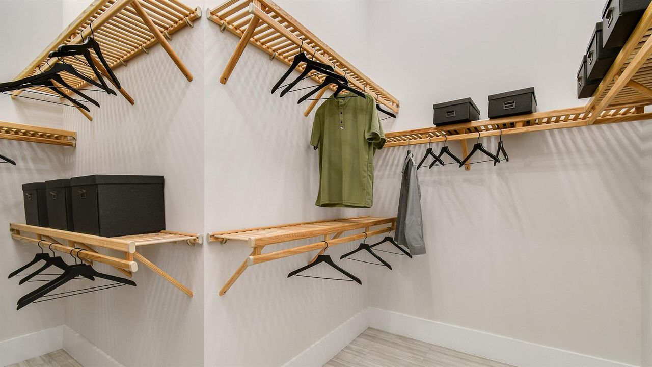 MOS-Madison Model - Owner's Walk-In Clo