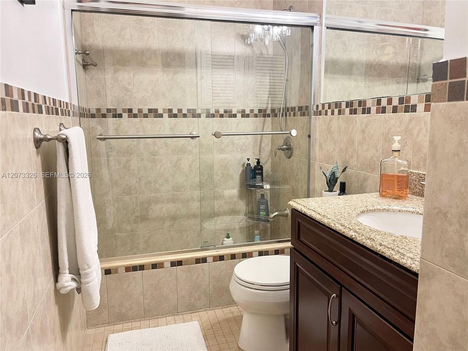 2nd Bathroom