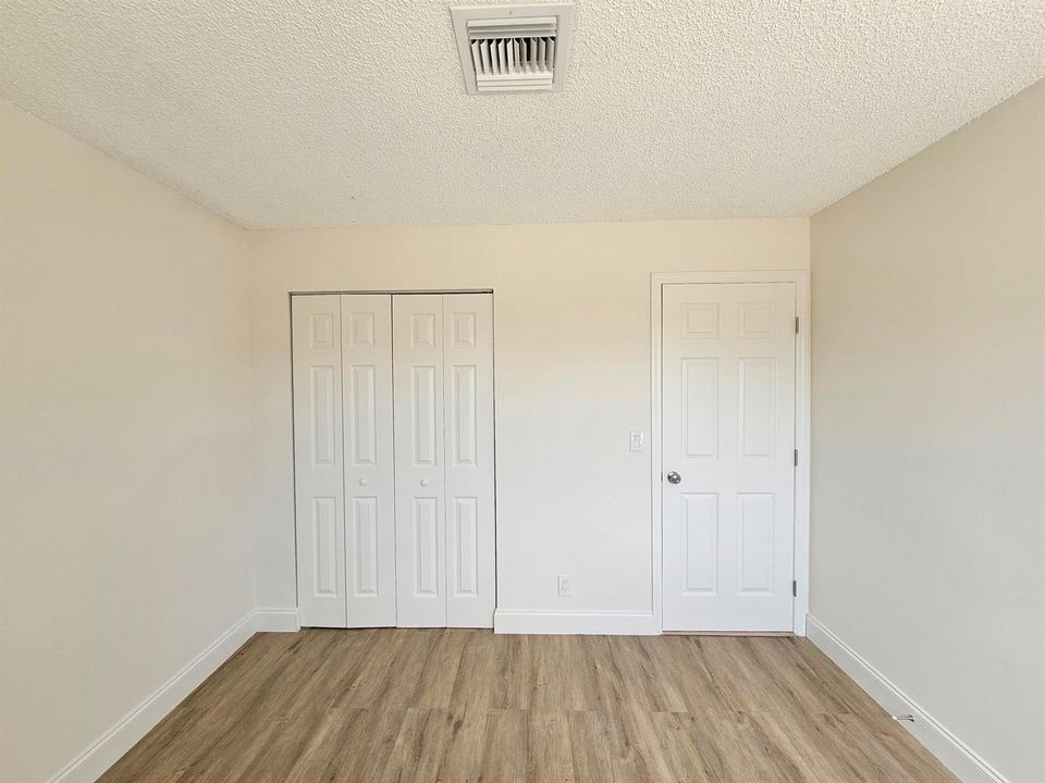 Bedroom 2 (3)