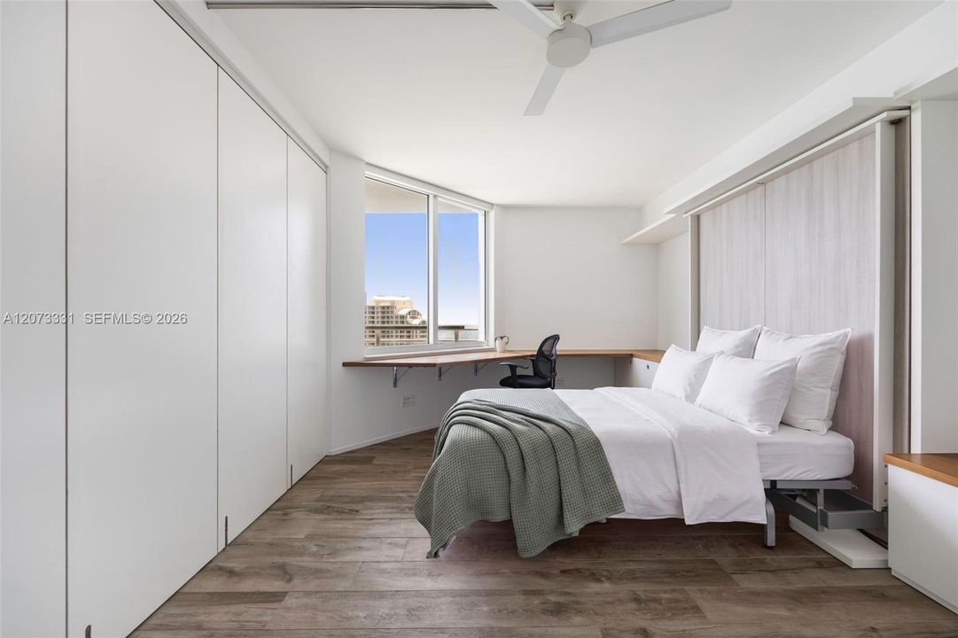 For Sale: $685,000 (2 beds, 2 baths, 1227 Square Feet)