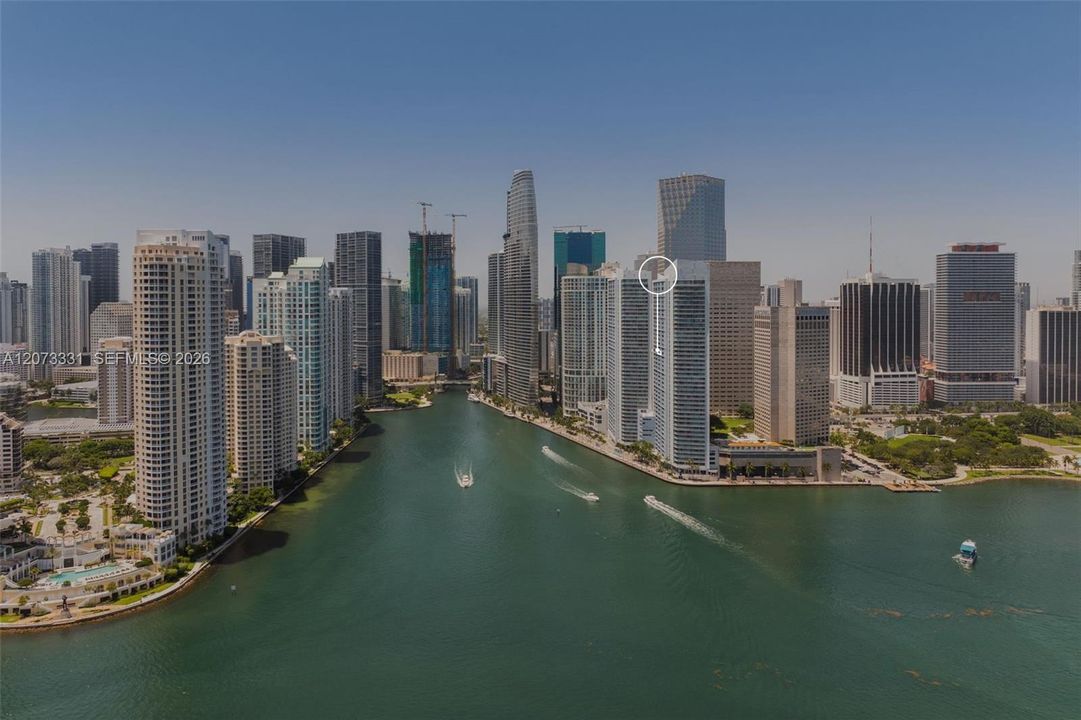 For Sale: $685,000 (2 beds, 2 baths, 1227 Square Feet)