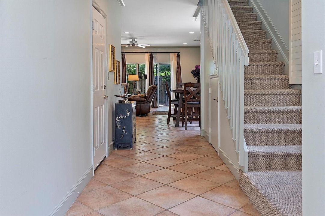 808 SW 4th Ave - - 322