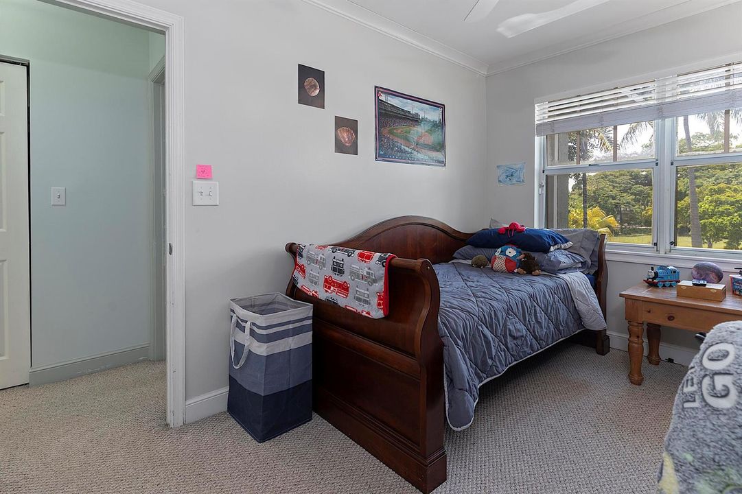 808 SW 4th Ave - - 354