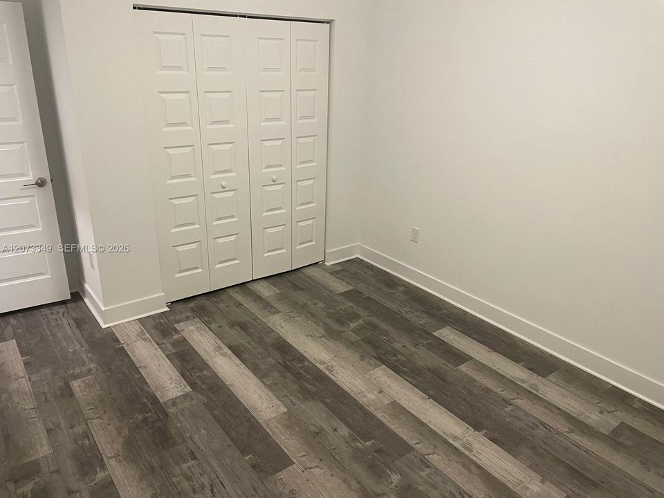 For Rent: $4,500 (3 beds, 2 baths, 1910 Square Feet)