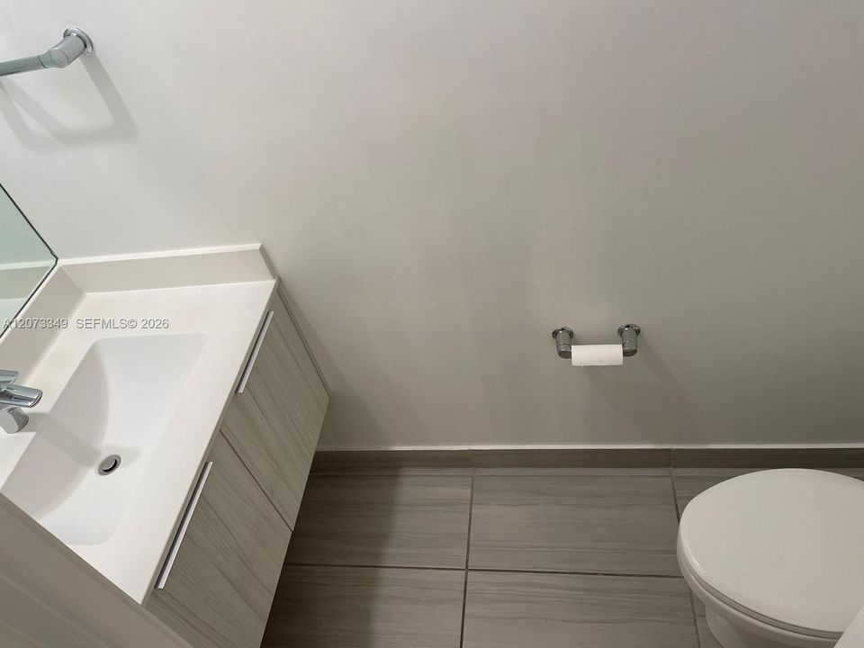 For Rent: $4,500 (3 beds, 2 baths, 1910 Square Feet)