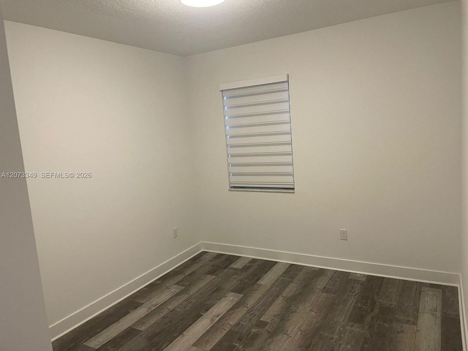 For Rent: $4,500 (3 beds, 2 baths, 1910 Square Feet)